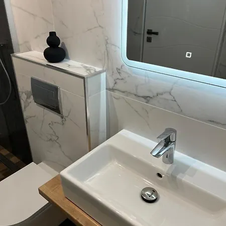 Hasdeu Elegant With Pool 아파트 클루지나포카